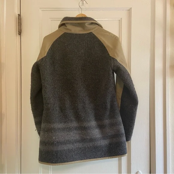 Patagonia Reclaimed Wool parka - Picture 5 of 8